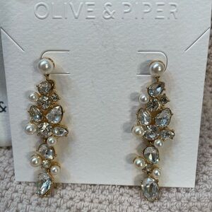 Olive & Piper Jackie Drop Earrings (Gold)